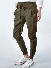 Load image into Gallery viewer, Suzy D Ultimate Joggers light khaki